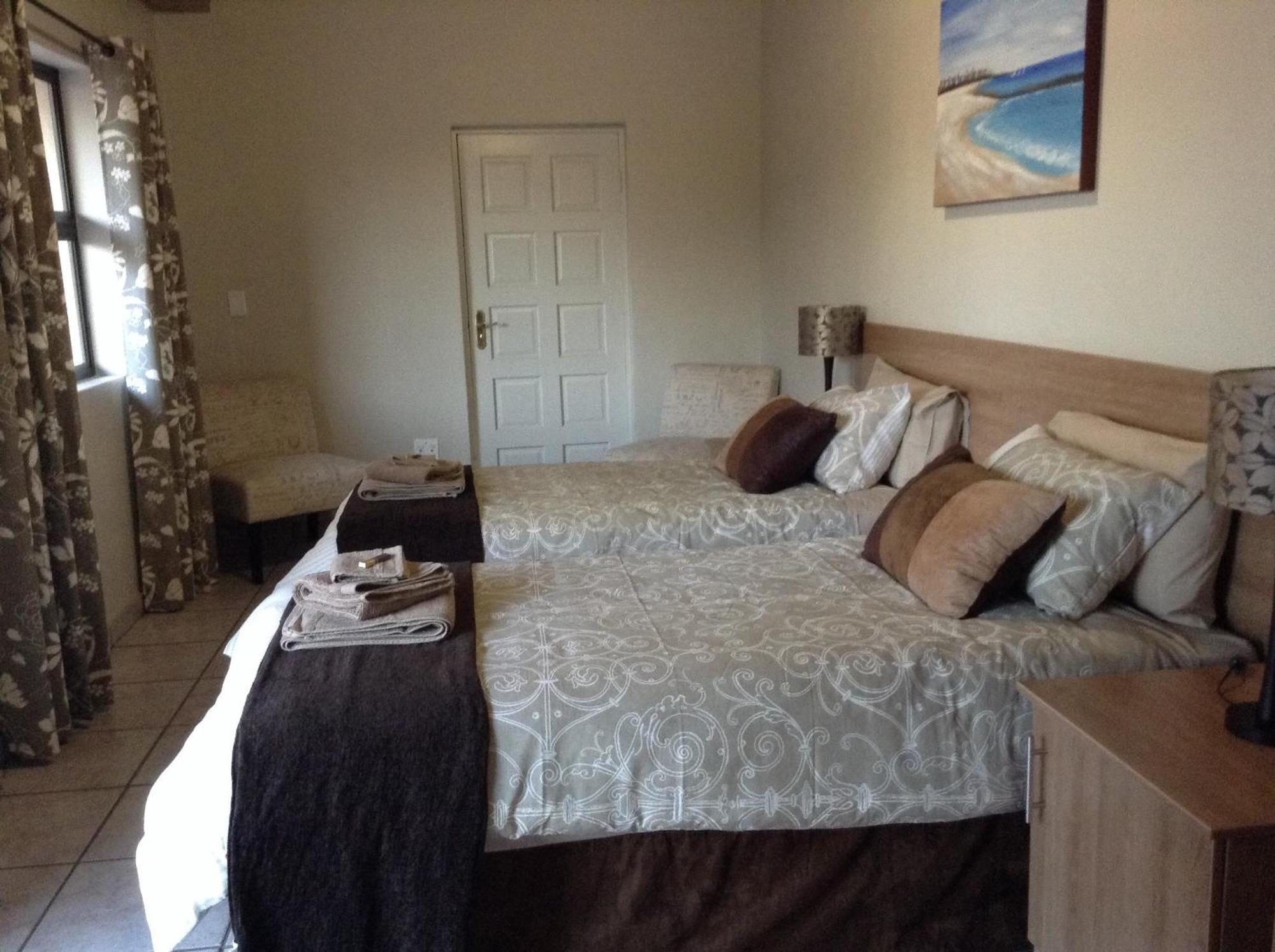 12 On Vaal Drive Guesthouse Vanderbijlpark Zimmer foto